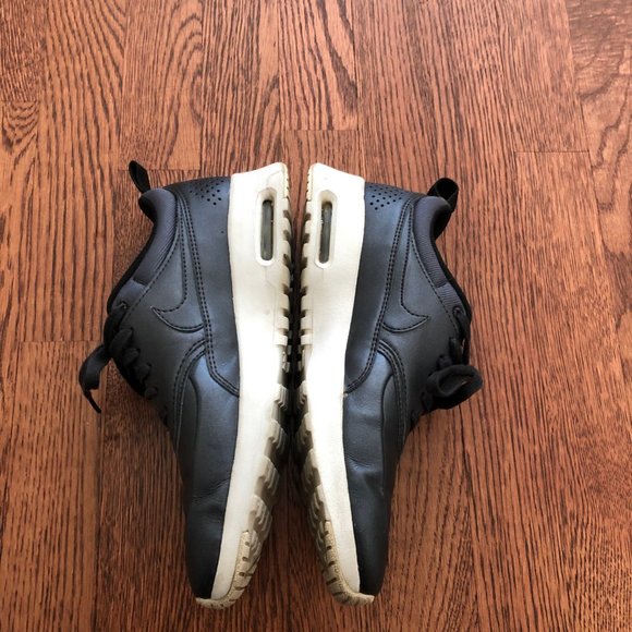 NIKE AIR MAX THEA SE Trainers Women's Sz 7.5 - Picture 4 of 8